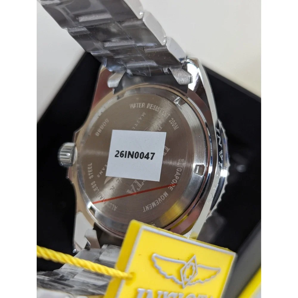 Invicta Pro Diver 50888 Mens Watch 42mm Red Dial Steel Band PC32 Quartz New